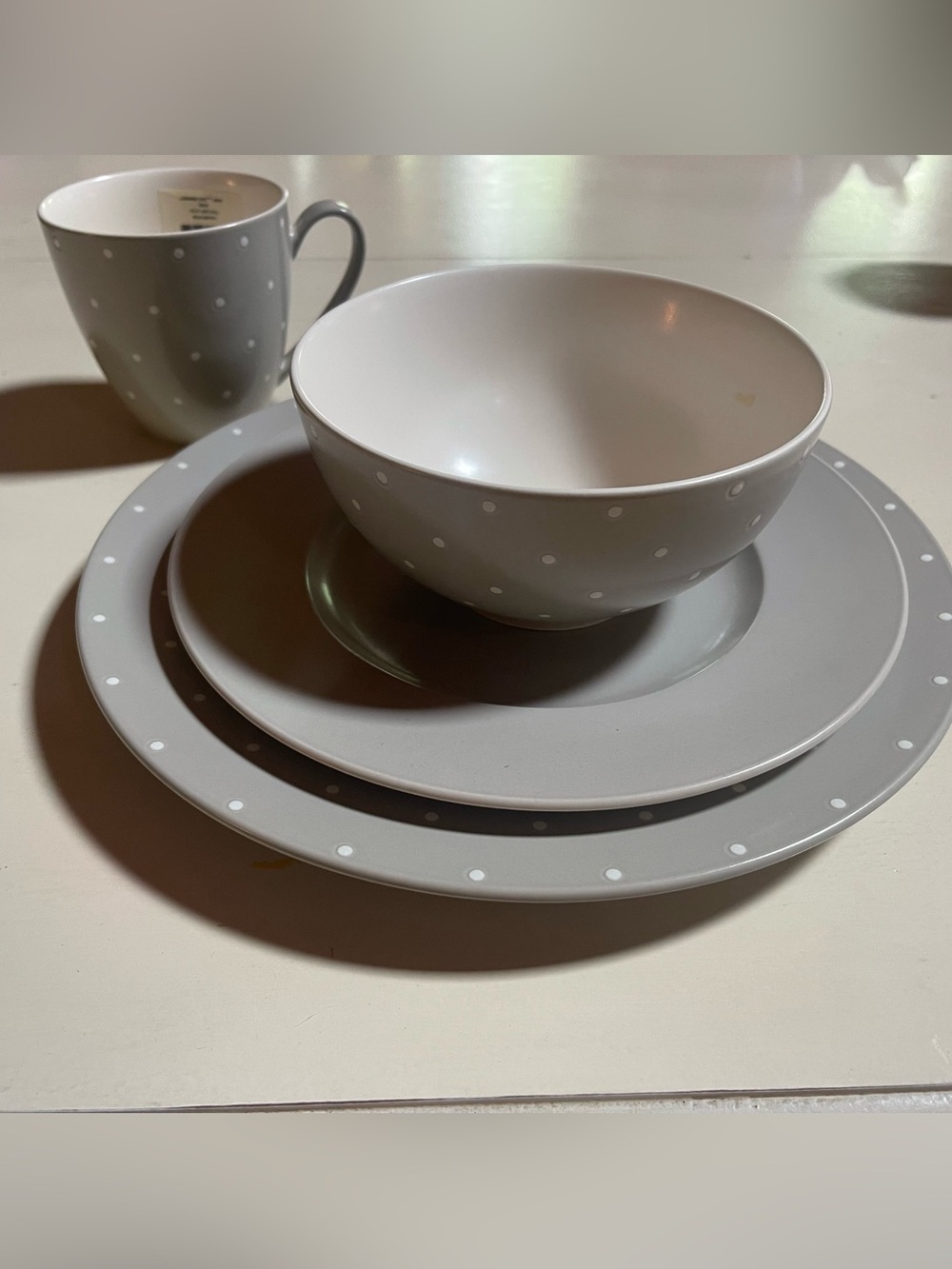 *Brand New* Kate Spade Gray Polka Dot 8-Piece Dinnerware Set